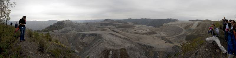 Imagen panorámica que muestra los efectos de la minería en las montañas de West Virginia.