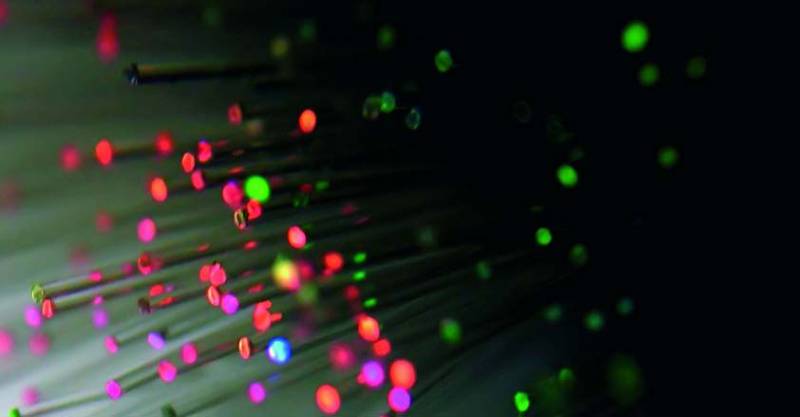 La fibra óptica será la base de una nueva infraestructura de banda ancha
