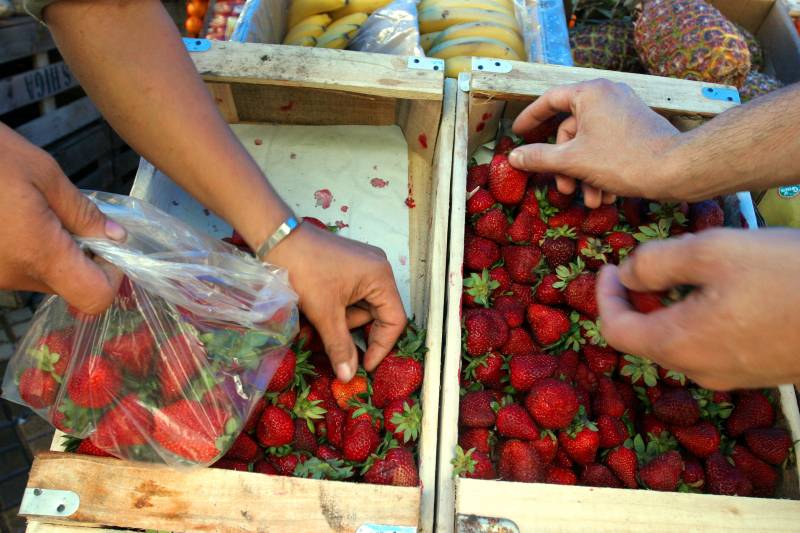 fresas en el mercado