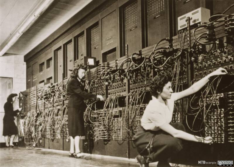 Ordenador ENIAC de 1ª generación