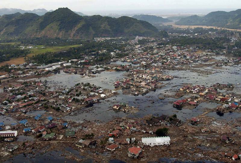 El terremoto y posterior tsunami que arrasó las costas de Sumatra en 2004 figura entre los cinco de mayor magnitud y con más víctimas de la historia
