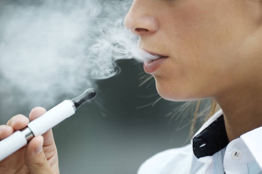 Los cigarrillos electrónicos son efectivos para dejar de fumar, según un  estudio - The New York Times
