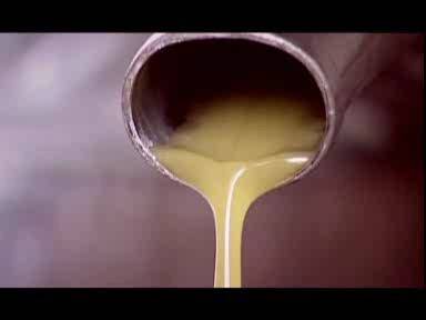 Este método analítico se utiliza para la determinación de residuos de plaguicidas en diferentes muestras como el aceite de oliva.