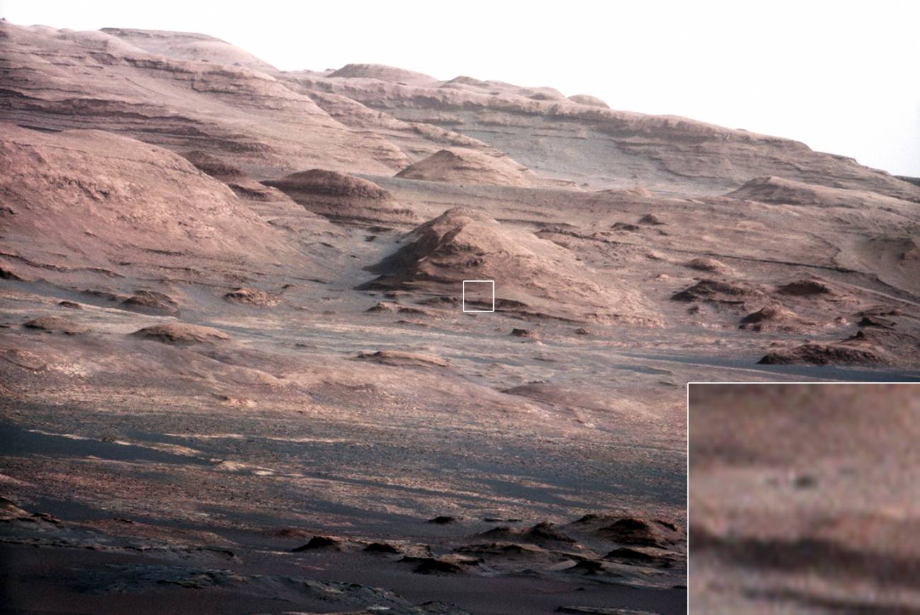 Primer plano de las capas de la base del monte Sharp en Marte
