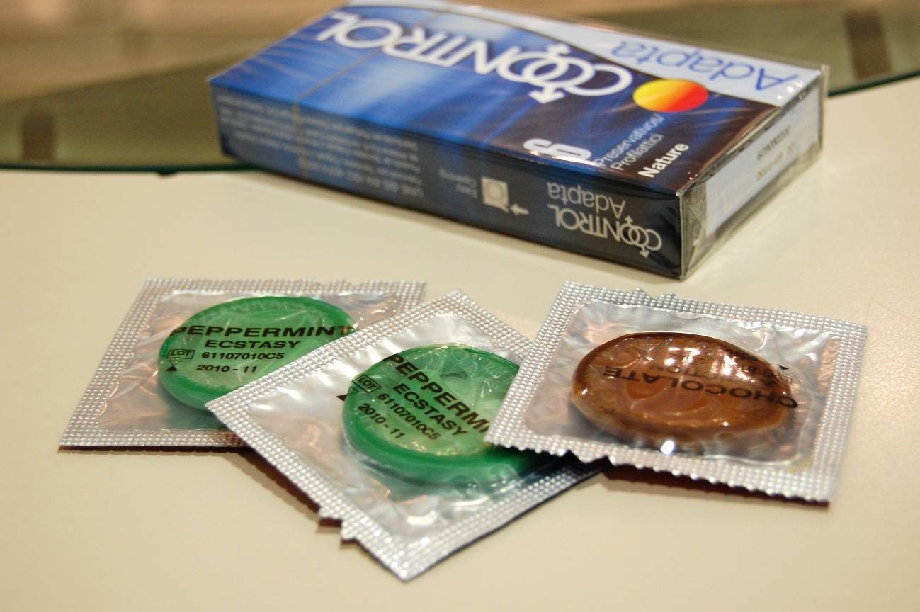 Los jóvenes españoles utilizan el condón para prevenir embarazos, no enfermedades