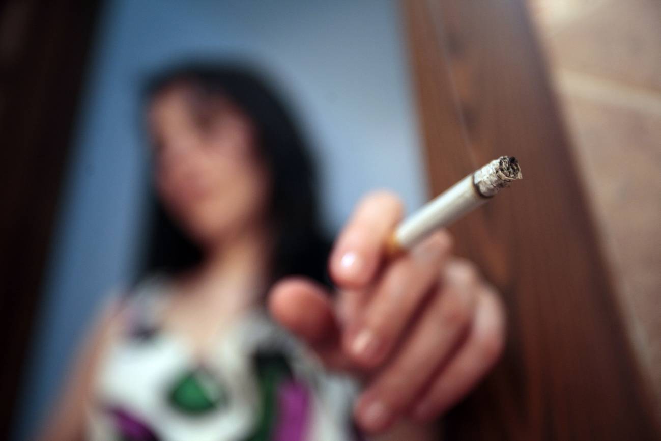 Fumar durante el embarazo se ha relacionado con diversos problemas en la descendencia. Imagen: SINC
