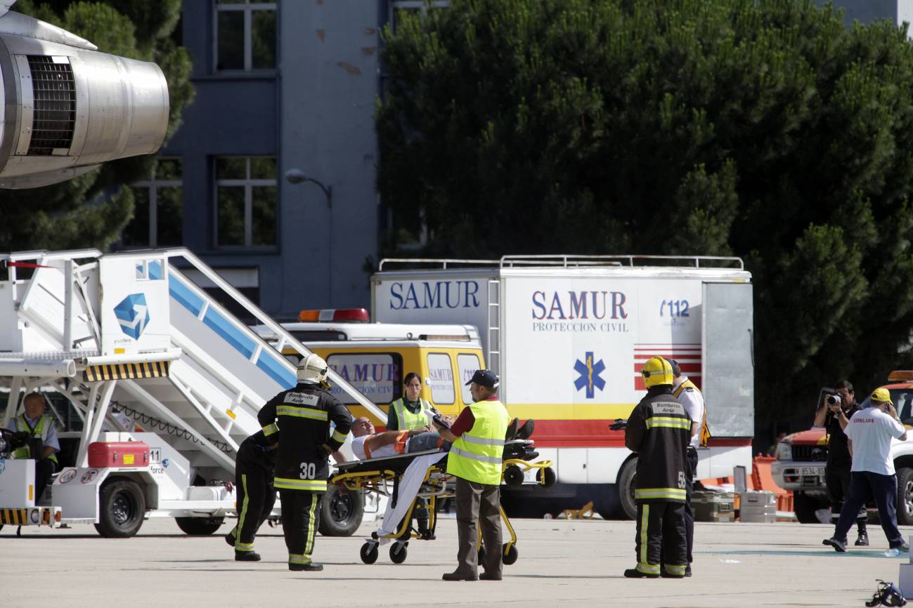 Simulan un accidente radiológico en el aeropuerto de Barajas