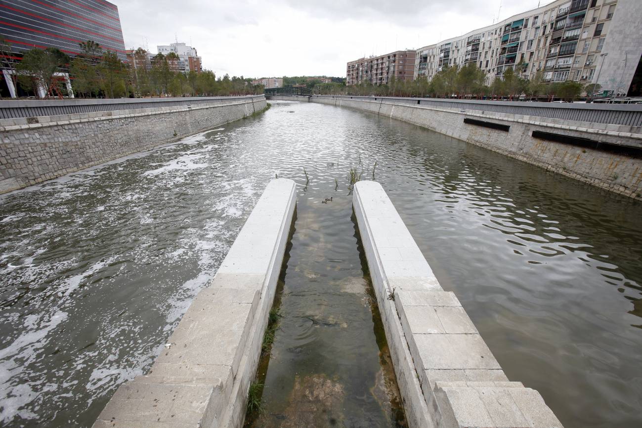 Detectan 88 contaminantes en los ríos de Madrid