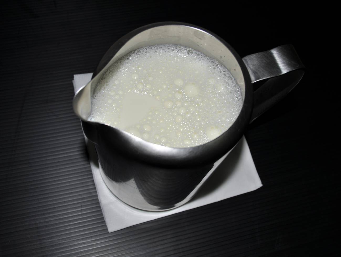 Un estudio recomienda manipular mejor la leche en los restaurantes