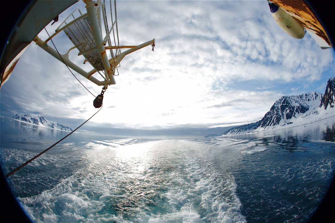Una masa de agua cálida atlántica invade el Océano Glaciar Ártico 