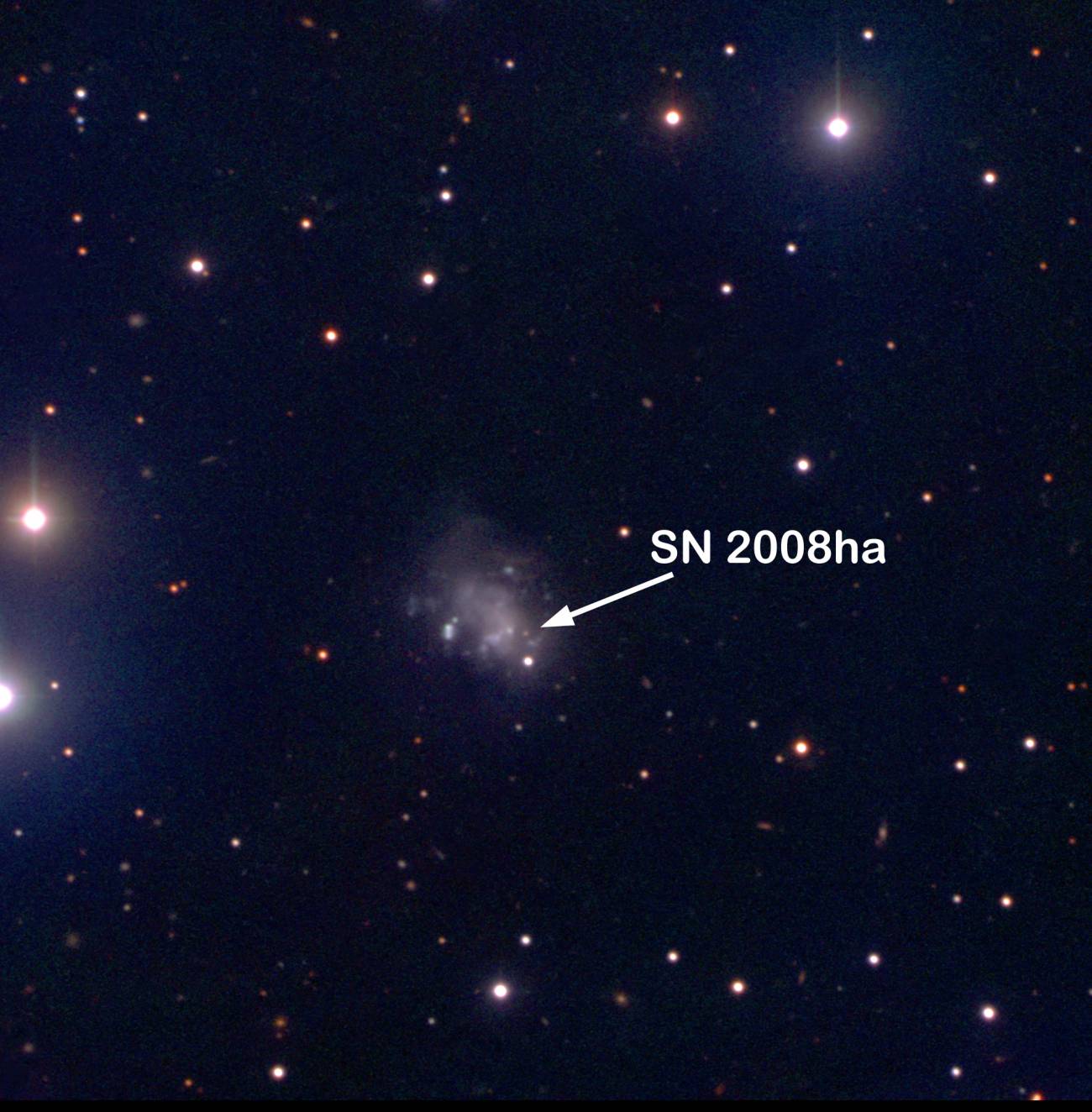 Una supernova observada por astrónomos aficionados abre el debate entre los profesionales