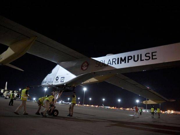 El avíon solar aterriza en Barajas 17 horas después de despegar de Rabat 