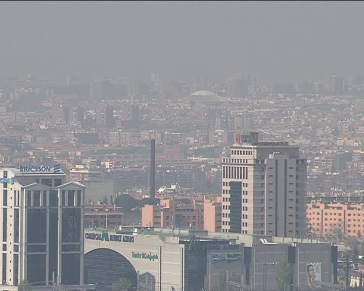 El noreste de Barcelona y el sureste de Madrid, los núcleos urbanos con el aire más contaminado 