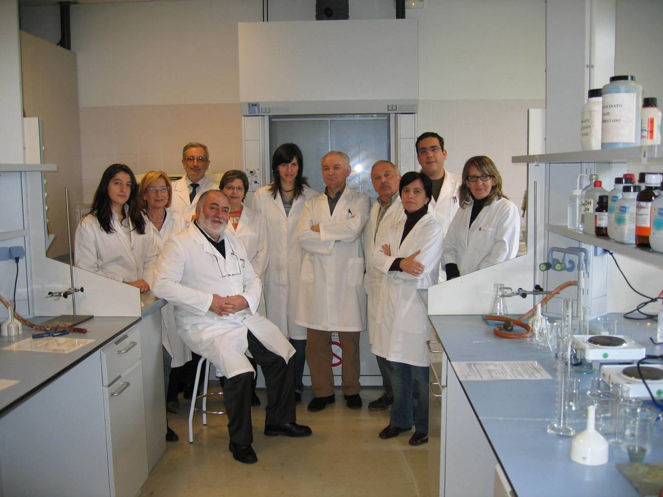 Equipo de investigadores de la USC que trabajan en el estudio de la intoxicación por metales pesados