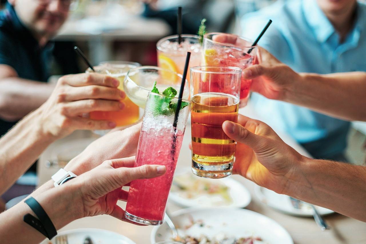 Cuántas veces por semana hay que evitar tomar alcohol para cuidar la salud