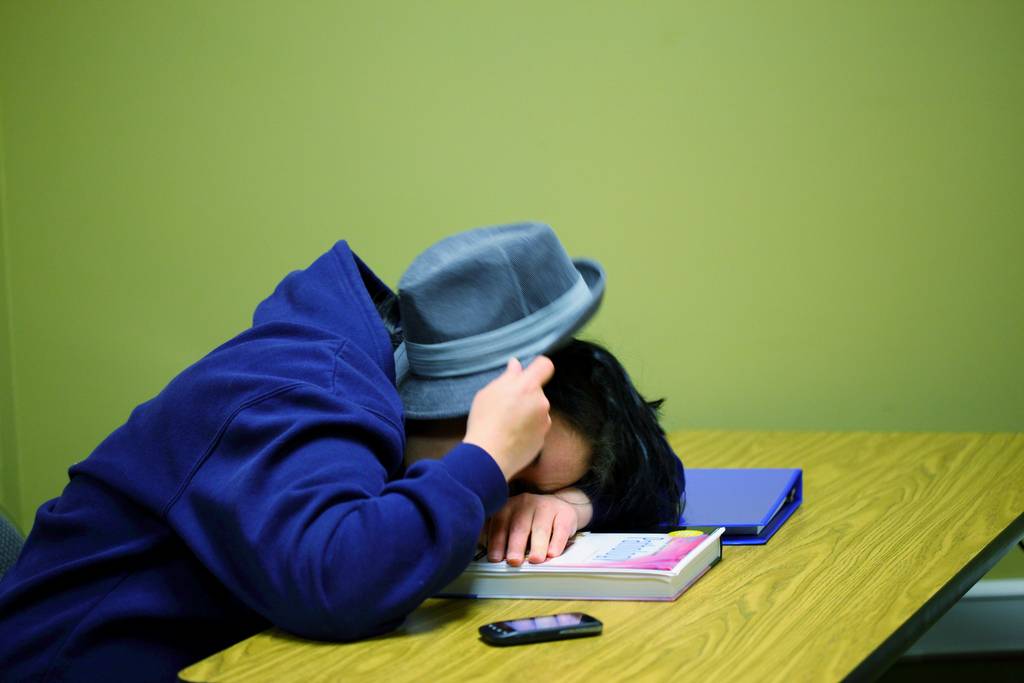 Los adolescentes duermen menos según cumplen años. /  D Sharon Pruitt.