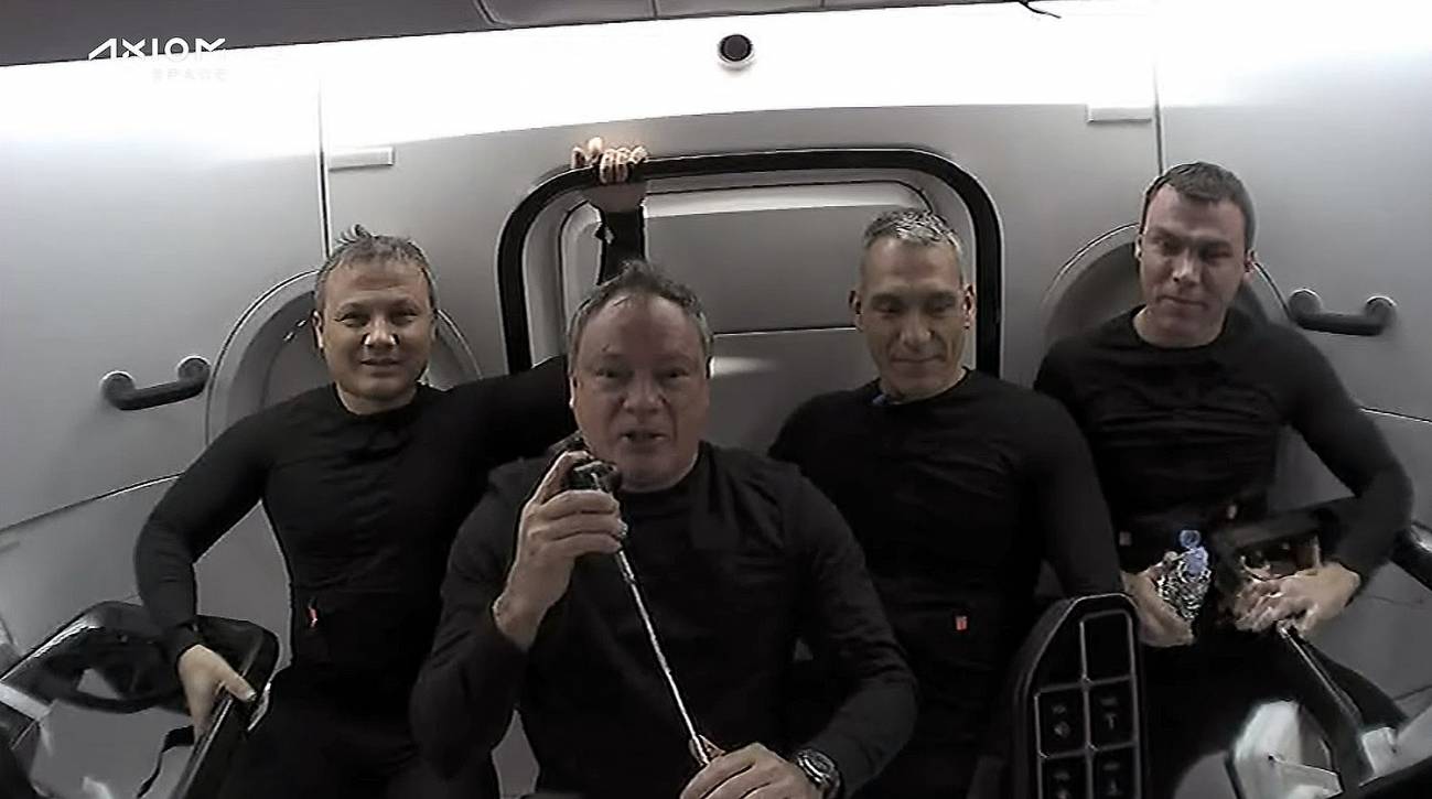 Los astronautas de la misión Ax-3