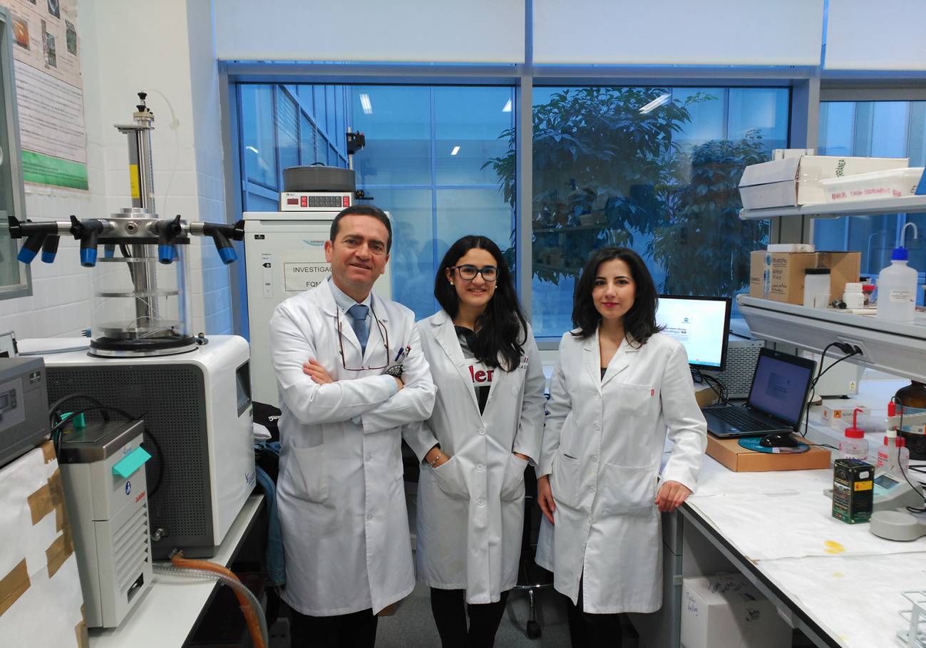 El equipo de esta investigación de la UJA con Ruperto Bermejo, Mª Carmen Murillo y Marina García. 