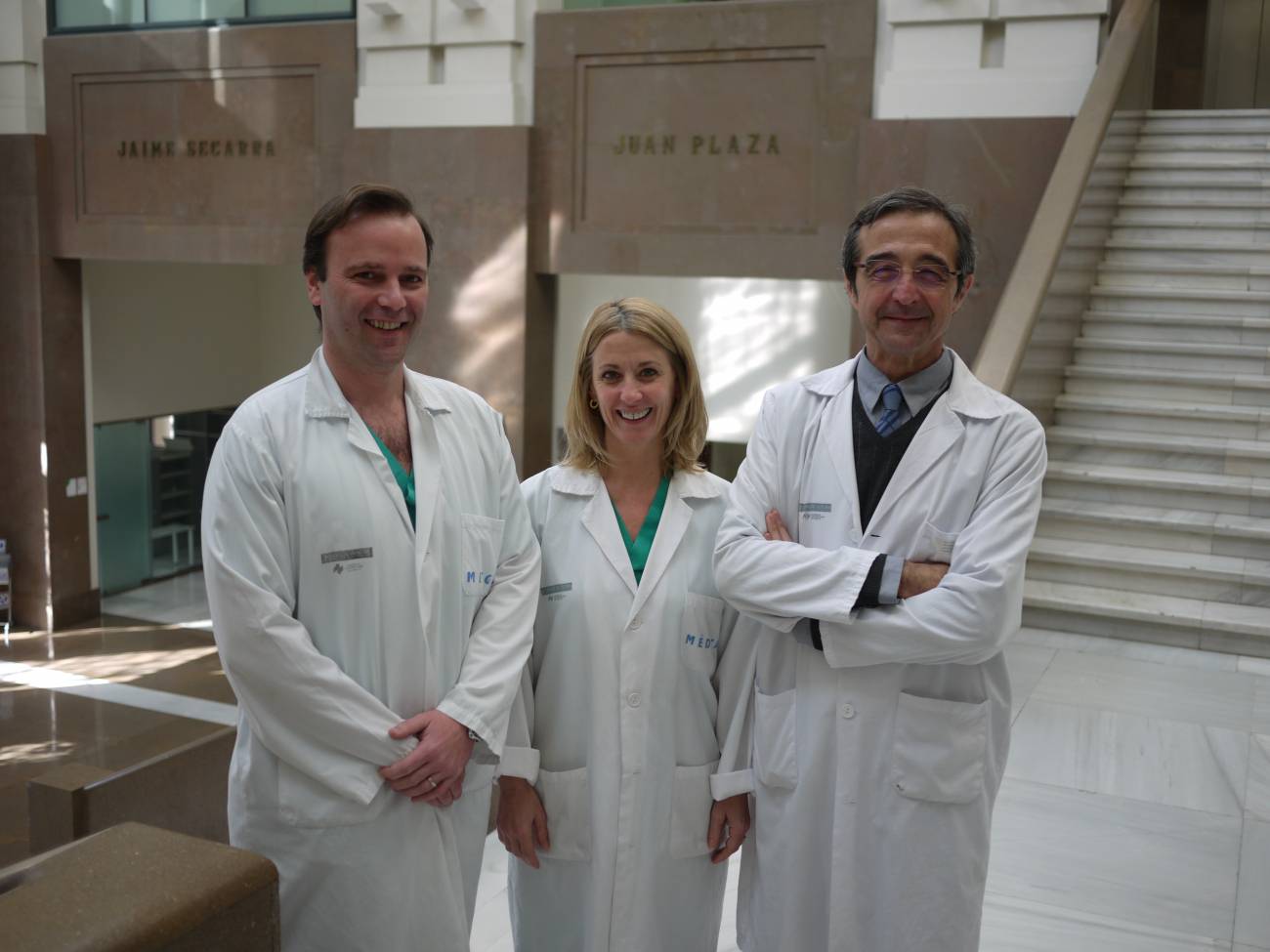 Los investigadores Carlos Ferrando, Marina Soro y Francisco Javier Belda en la Universitat de València. UV.
