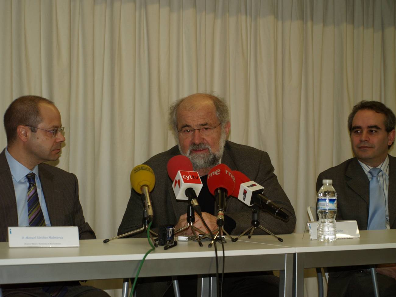 Erwin Neher ha visitado el Instituto de Neurociencias de Castilla y León.