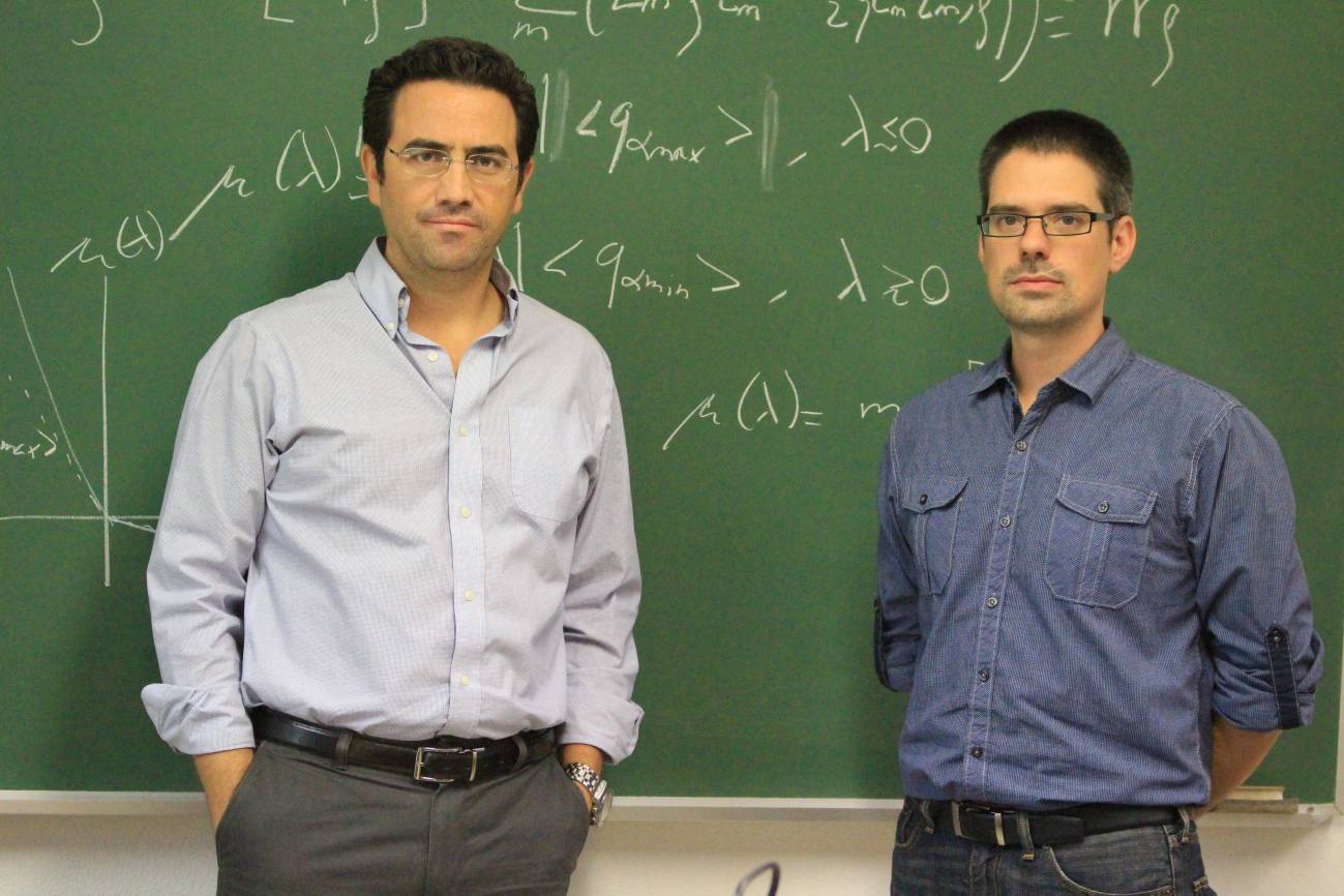 Los investigadores Pablo Ignacio Hurtado, de la Universidad de Granada, y Daniel Manzano, del MIT, autores de este trabajo. 