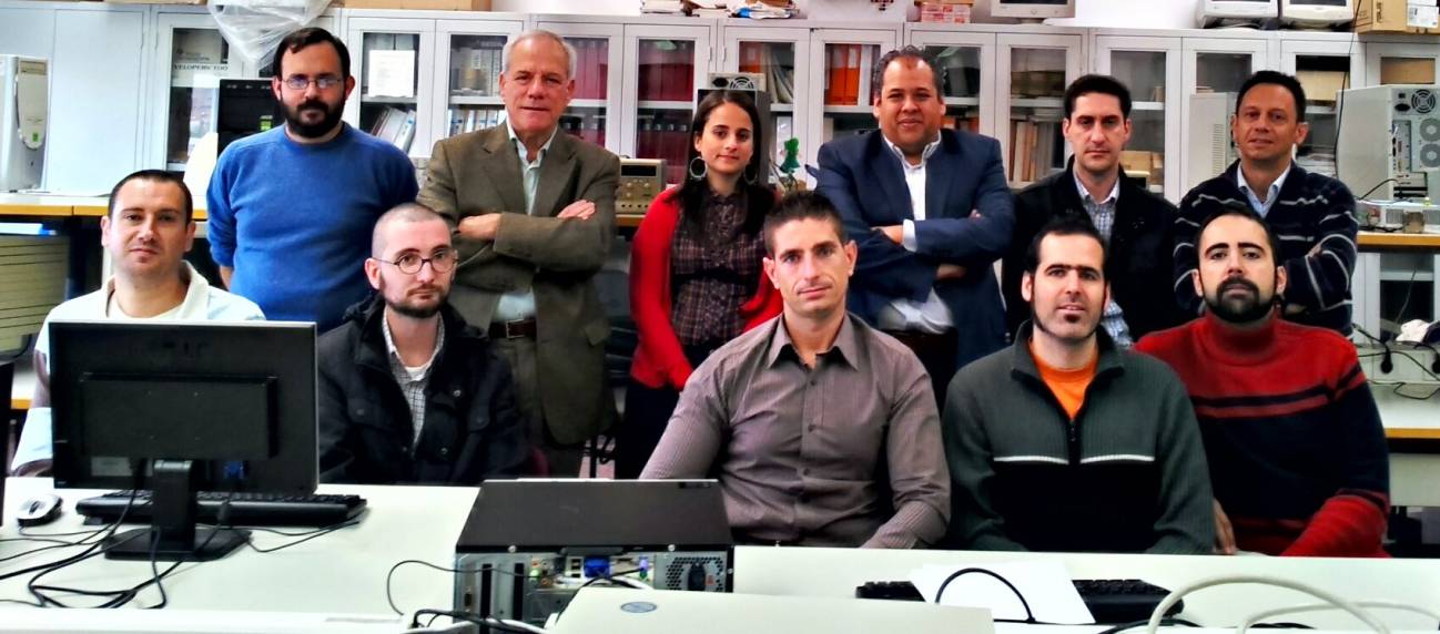 El grupo ISIS del Departamento de Tecnología Electrónica de la Universidad de Málaga. Imagen: Fundación Descubre