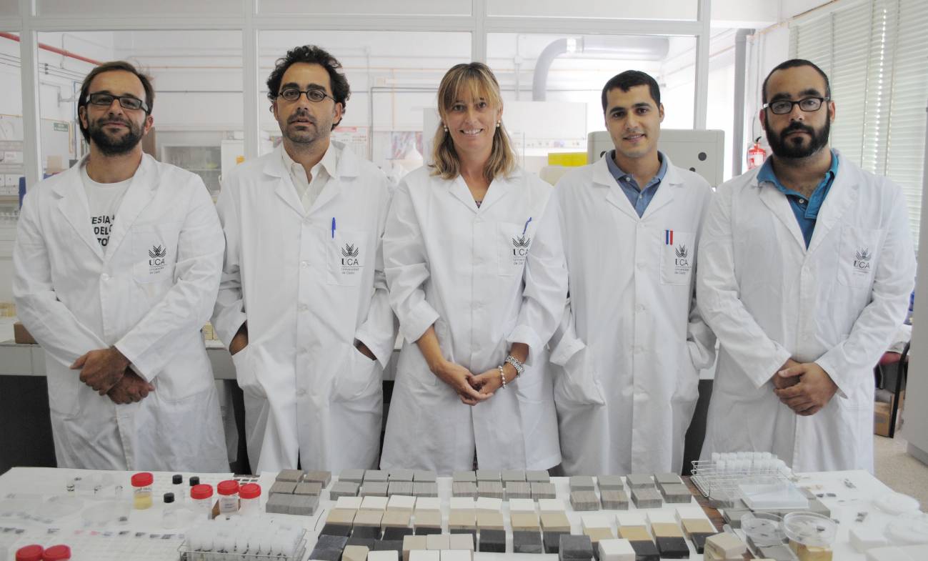 Grupo de investigación Tamices Moleculares y otros Nanomateriales de la Universidad de Cádiz / Fundación Descubre