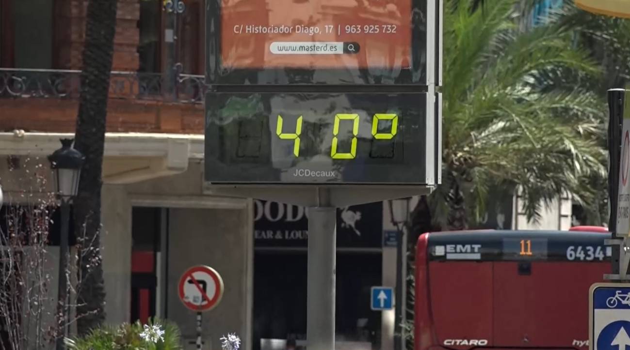 termómetro marcando 40ºC