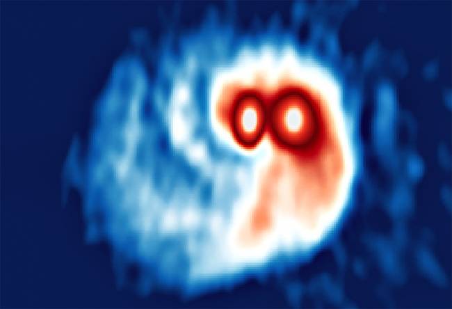 Observaciones realizadas con el radiotelescopio ALMA de los discos de polvo alrededor de la estrella doble SVS13