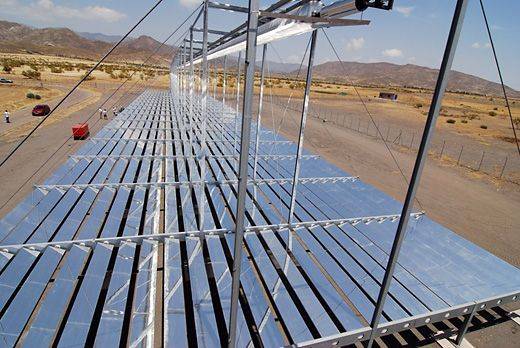 Colector de demostración Fresnel lineal MAN instalado en la Plataforma Solar de Almería (PSA) https://www.psa.es/webesp/instalaciones/parabolicos.php