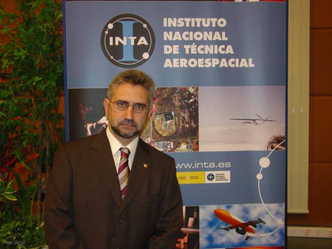 Expertos del Instituto Nacional de Técnica Aeroespacial (Inta) abordan los desafíos de la ingeniería aeronáutica en León