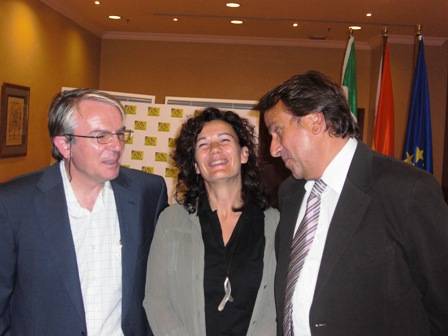 Dr. Josep Mª Gatell, Dra. Juana del Amo y Dr. Manuel Leal.
