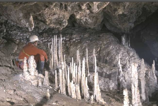 Karst en la Cueva de Sorbas (Almería)