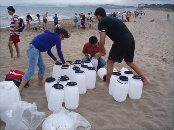 Los investigadores analizan los virus en las aguas de la playa