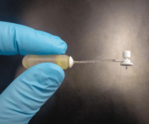 Minibomba osmótica utilizada como dispositivo para la administración del análogo de hormona tiroidea TRIAC