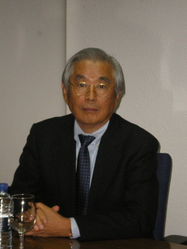Sumio Iijima en Valladolid.