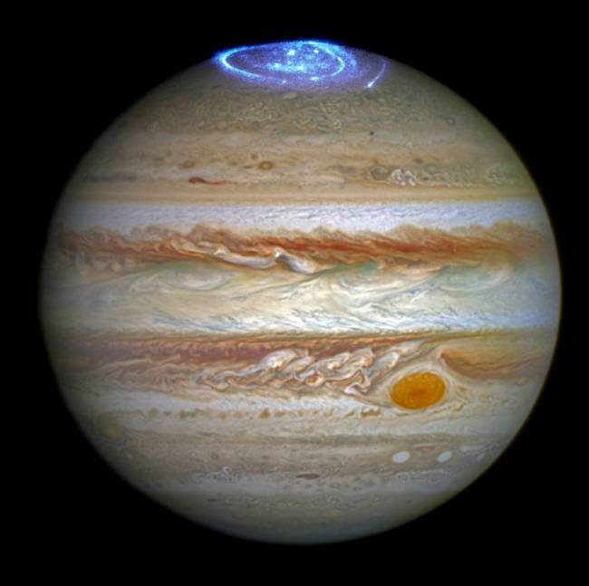 Representación artística de la nave Juno sobrevolando Júpiter. / NASA/JPL-Caltech.